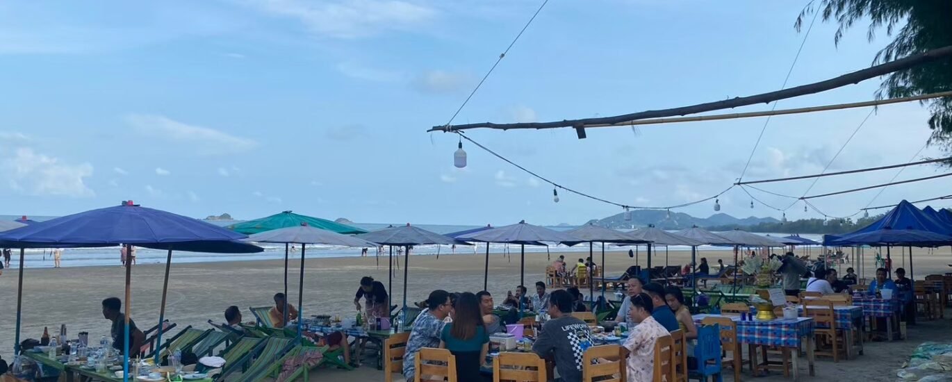 ความสะบายของหาดเขาตะเกียบ,เขาตะเกียบ,หาดเขาตะเกียบ